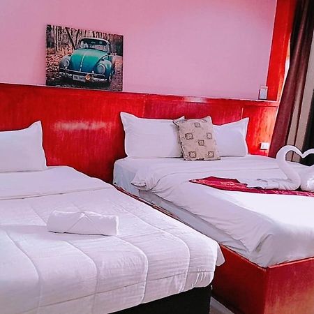 New Pind Balluchi Inn Pattaya Exteriör bild