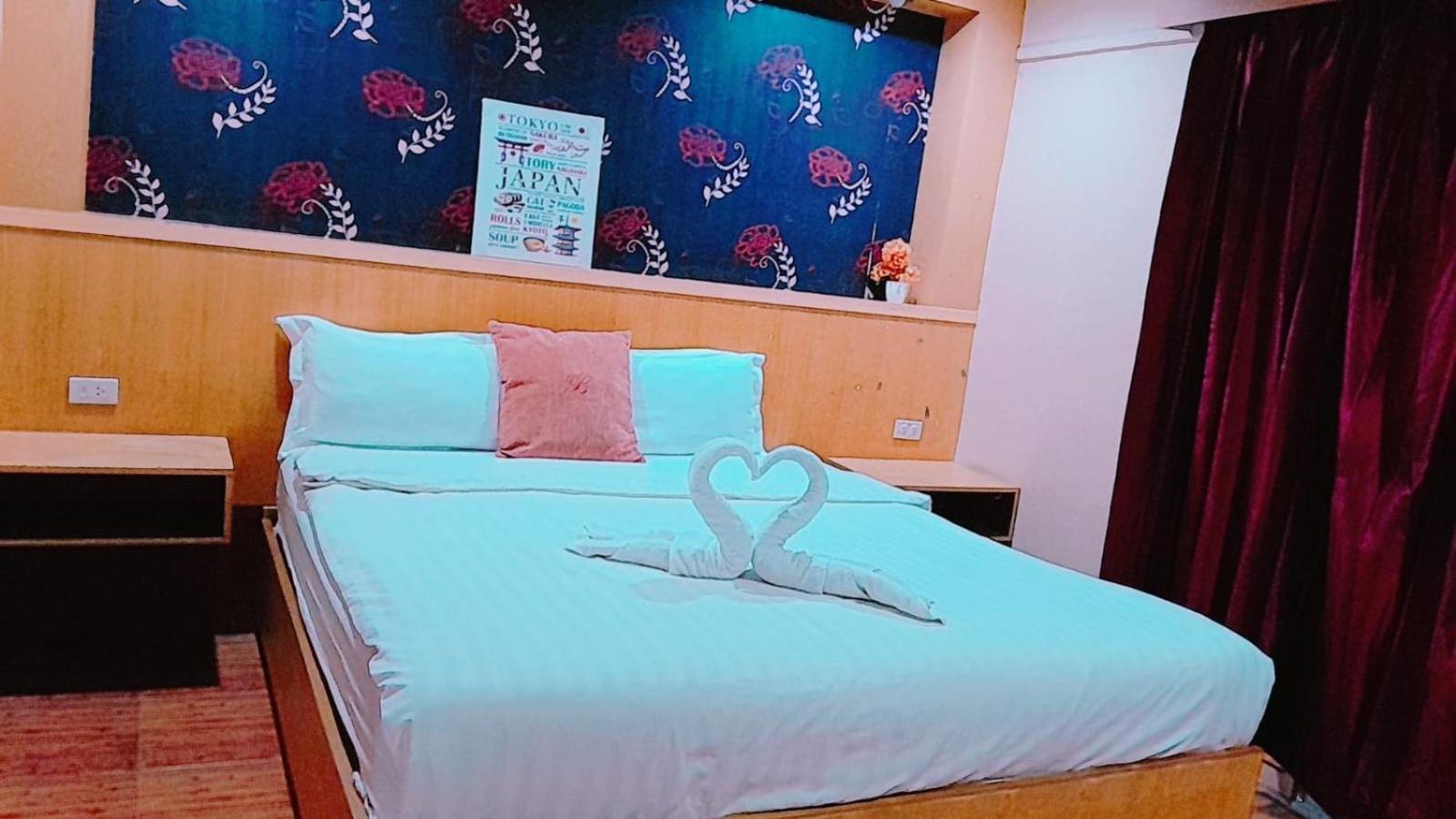 New Pind Balluchi Inn Pattaya Exteriör bild